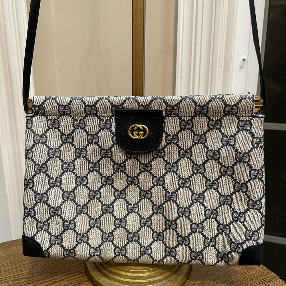 💕Vintage Gucci Sling
